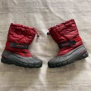 Sorel Red and Black Snow Boots, Size 7